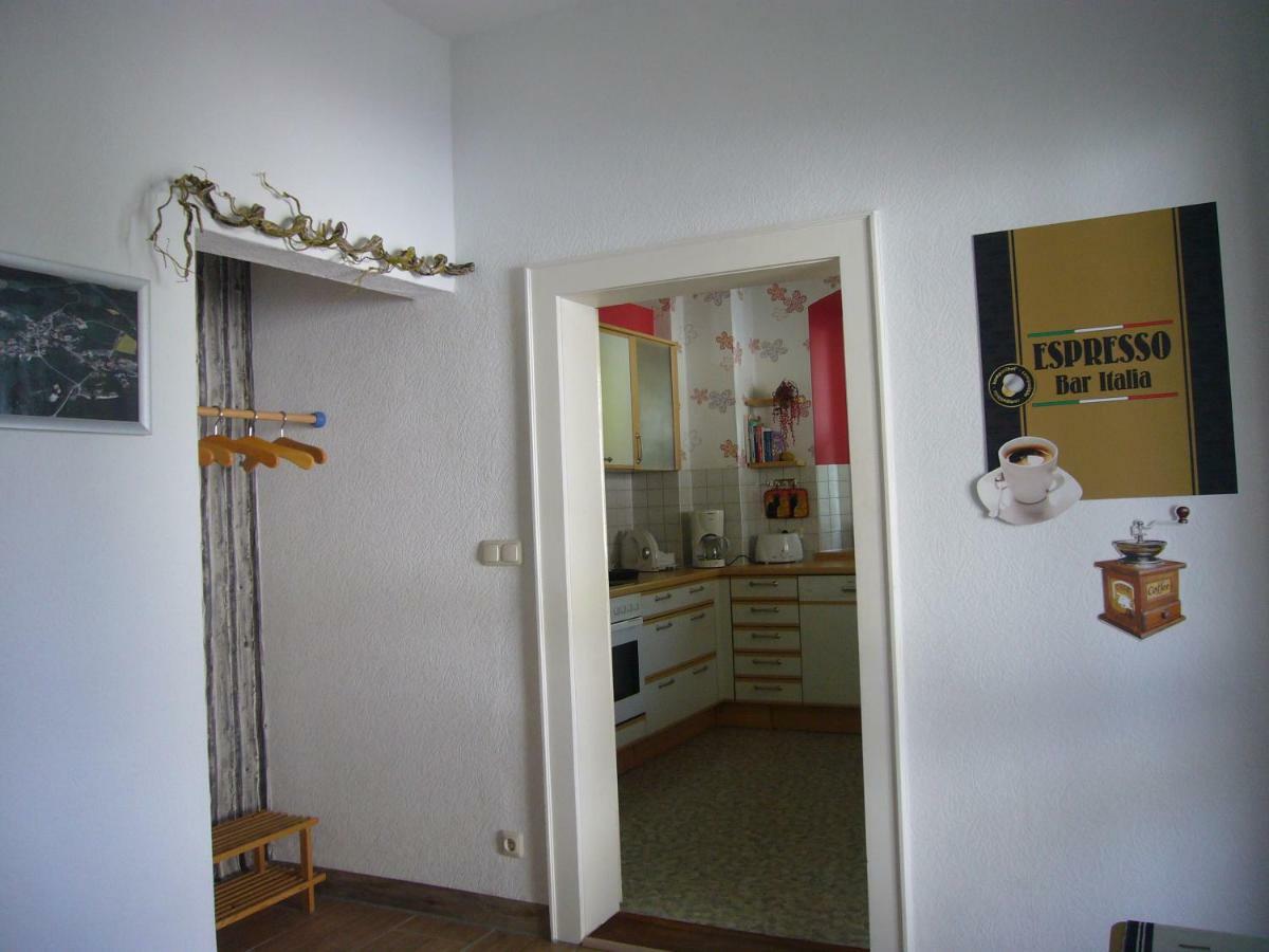 Ferienwohnung Im Alten Schulhaus - Keine Monteure Plech Kültér fotó